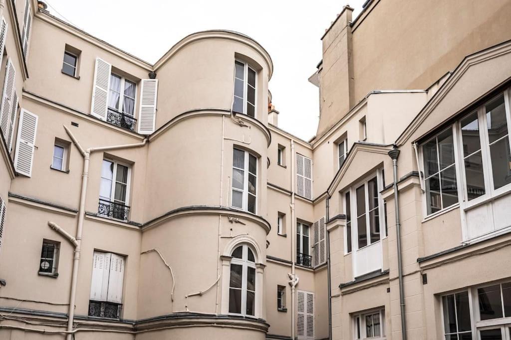 Vaugirard - Saint Germain Des Pres - Best Place Paris Bagian luar foto