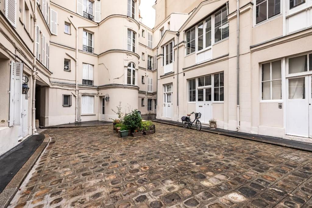 Vaugirard - Saint Germain Des Pres - Best Place Paris Bagian luar foto